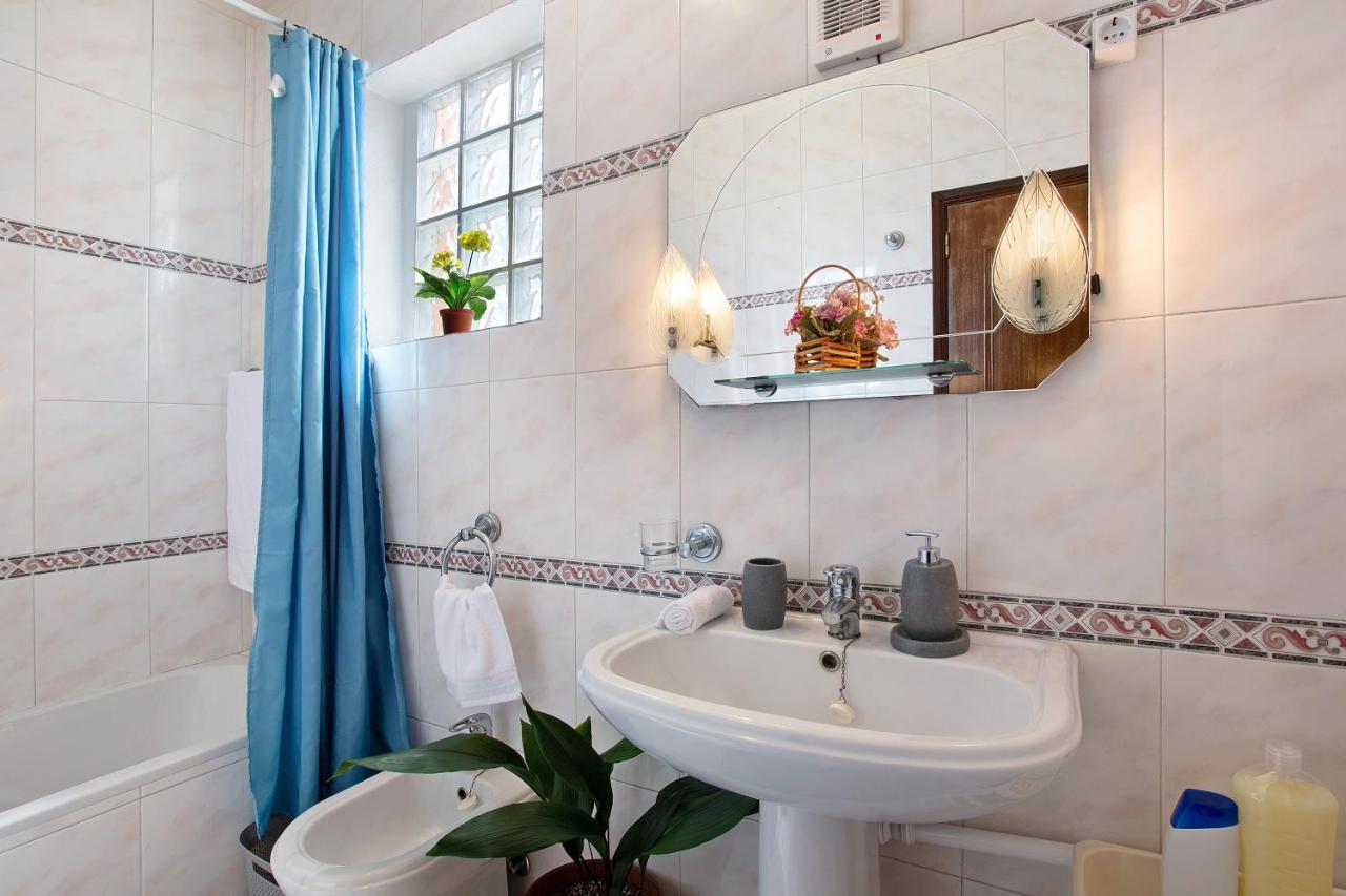 Apartamento Maria Canhas Esterno foto