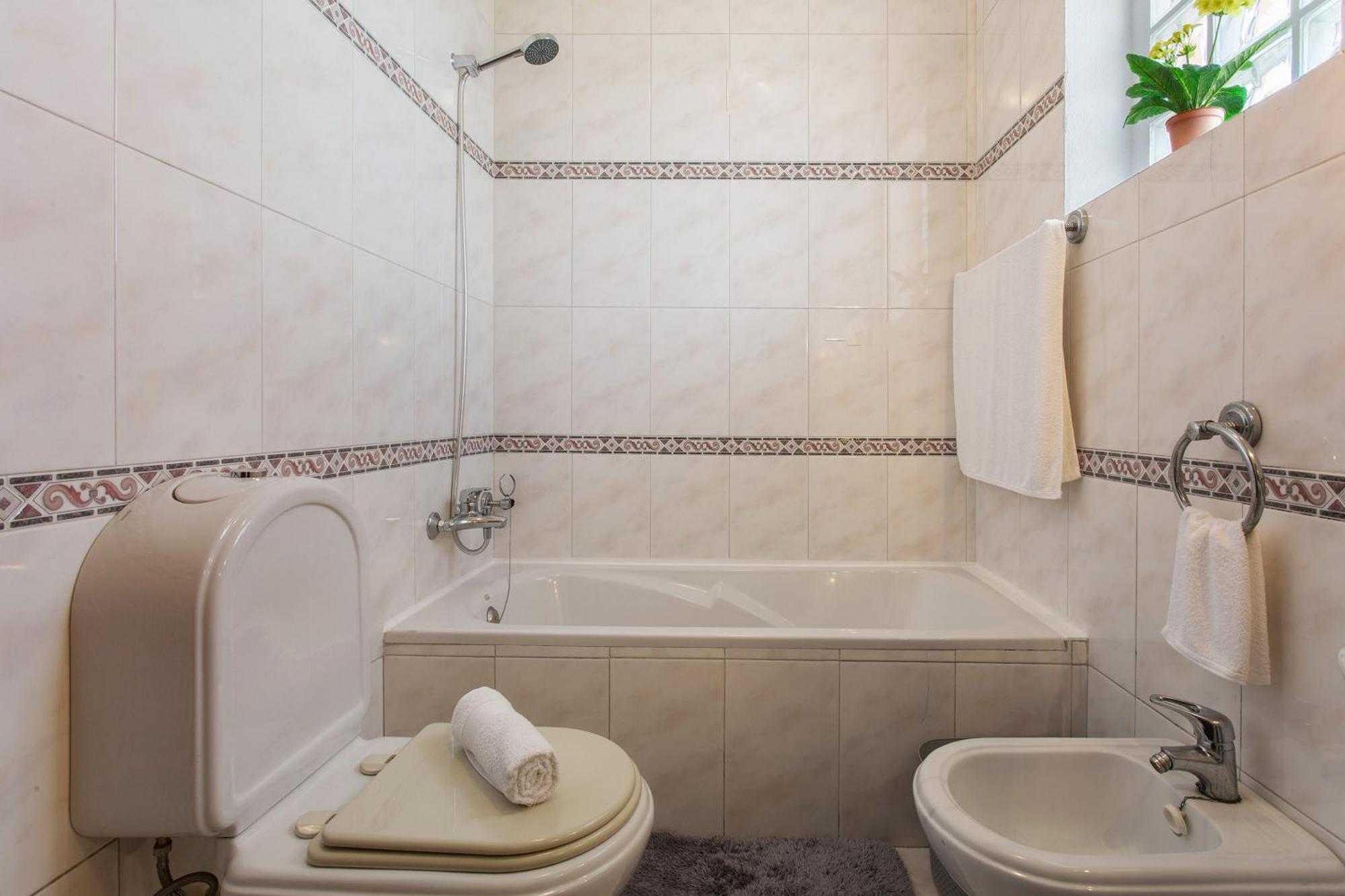 Apartamento Maria Canhas Esterno foto