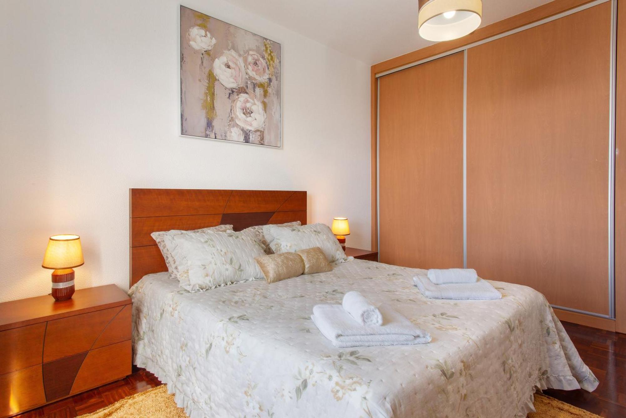 Apartamento Maria Canhas Esterno foto